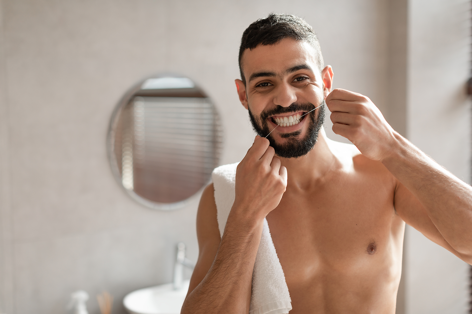 3 Reasons flossing can improve your oral health