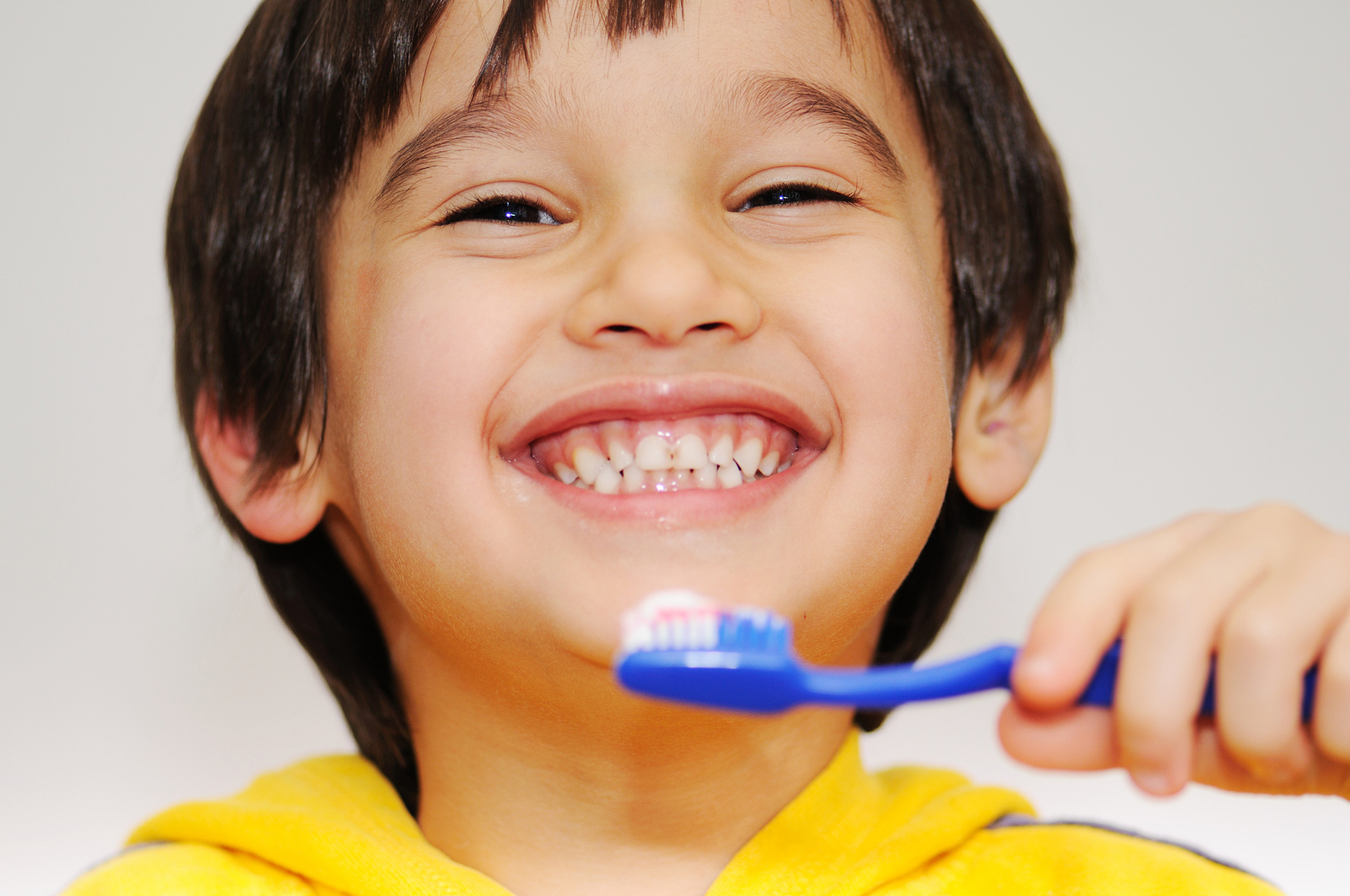 Teeth Whitening Gels or Toothpaste?